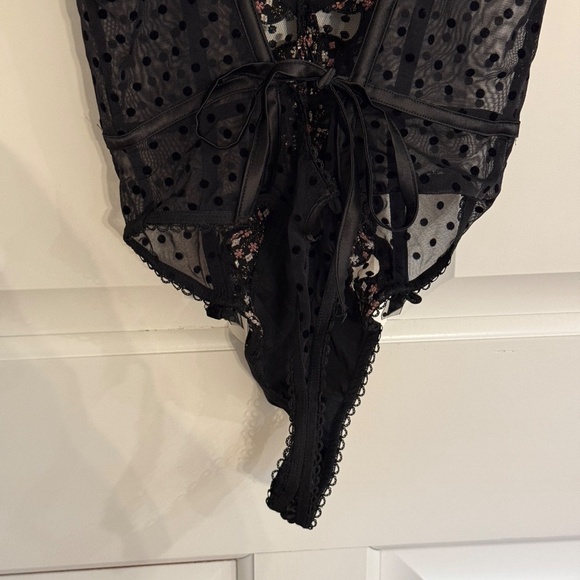 New! For Love and Lemons Caprice Bow Detail Teddy Black 31608 - Picture 13 of 15